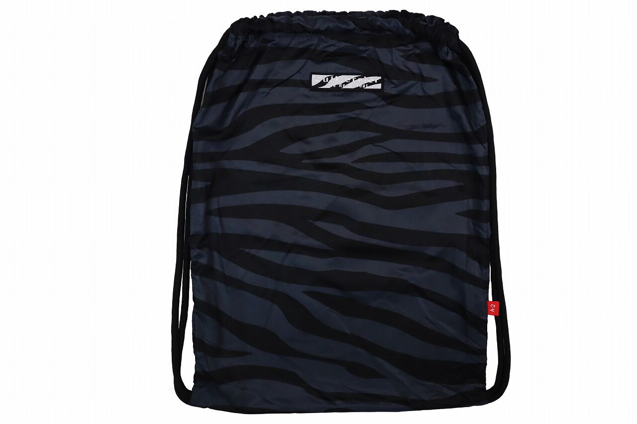 Ibtzebragi_black_bag