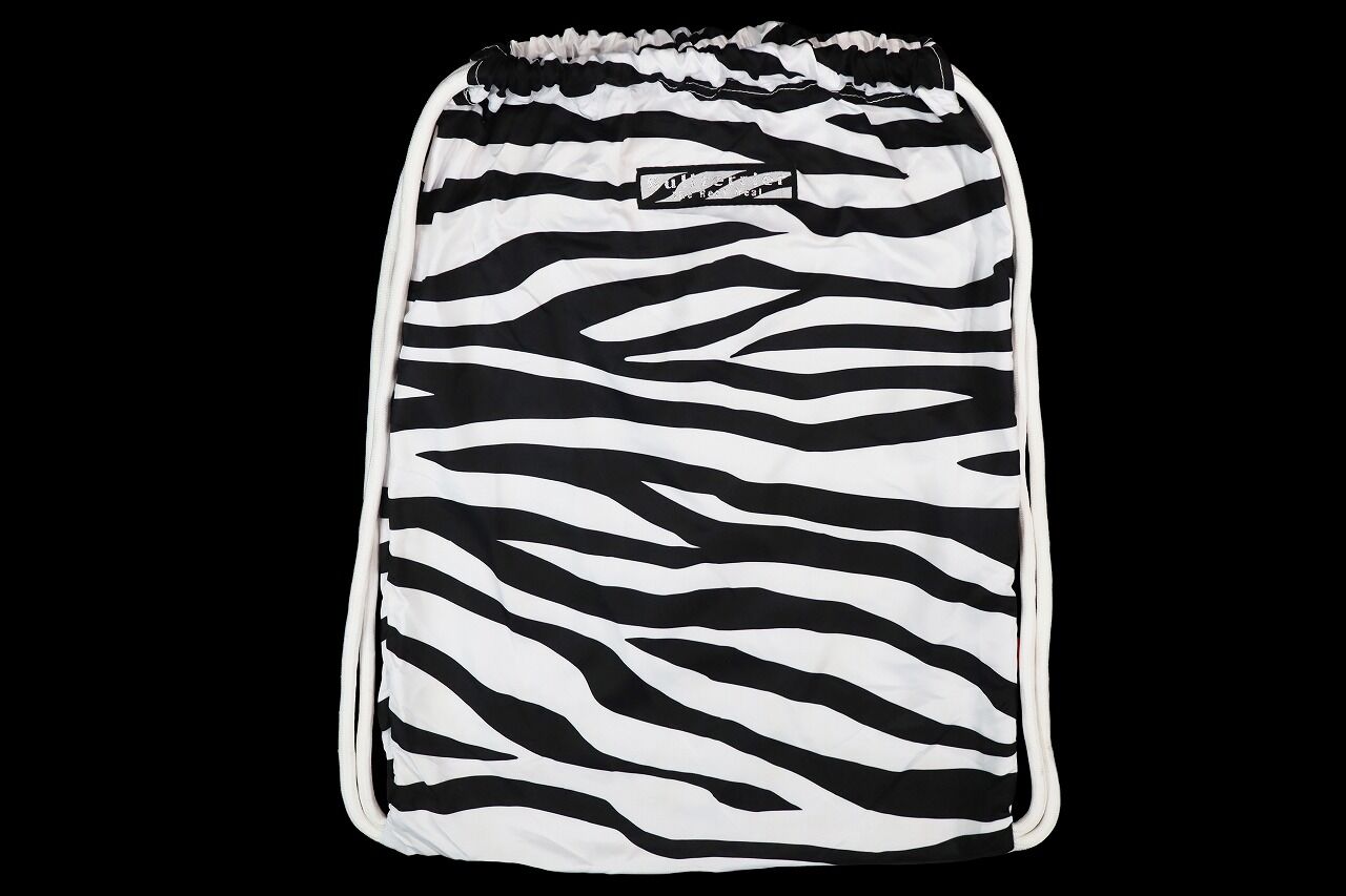 Ibtzebragi_white_bag