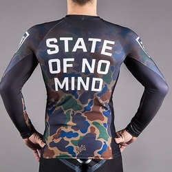 scramble-mma-bjj-jiu-jitsu-no-gi-rash-guard-no-mind-back[1]