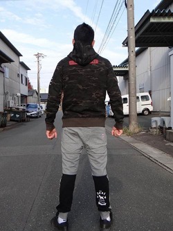 blkbl_hoodie_camo_2