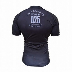 BLACK_SHORT_SLEEVE_SCUDERIA_RASHGUARD2_2