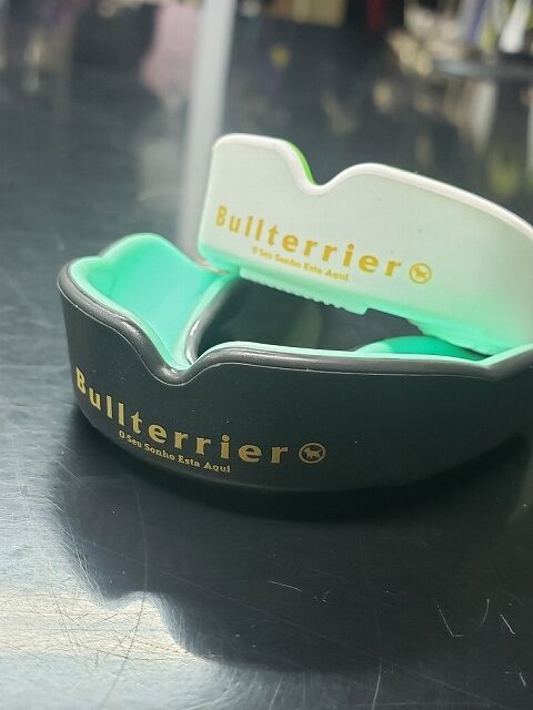 激安通販専門店 BULL TERRIER Bit Fit マウスガード 白 オレンジ buxo.cat 激安通販専門店 BULL TERRIER Bit Fit マウスガード 白 オレンジ buxo.cat