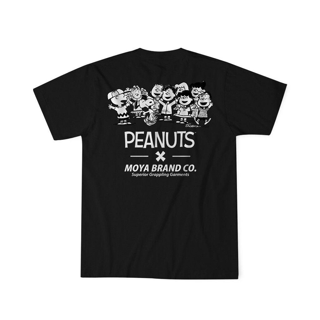 Tee_Peanuts_X_Moya23_black_2