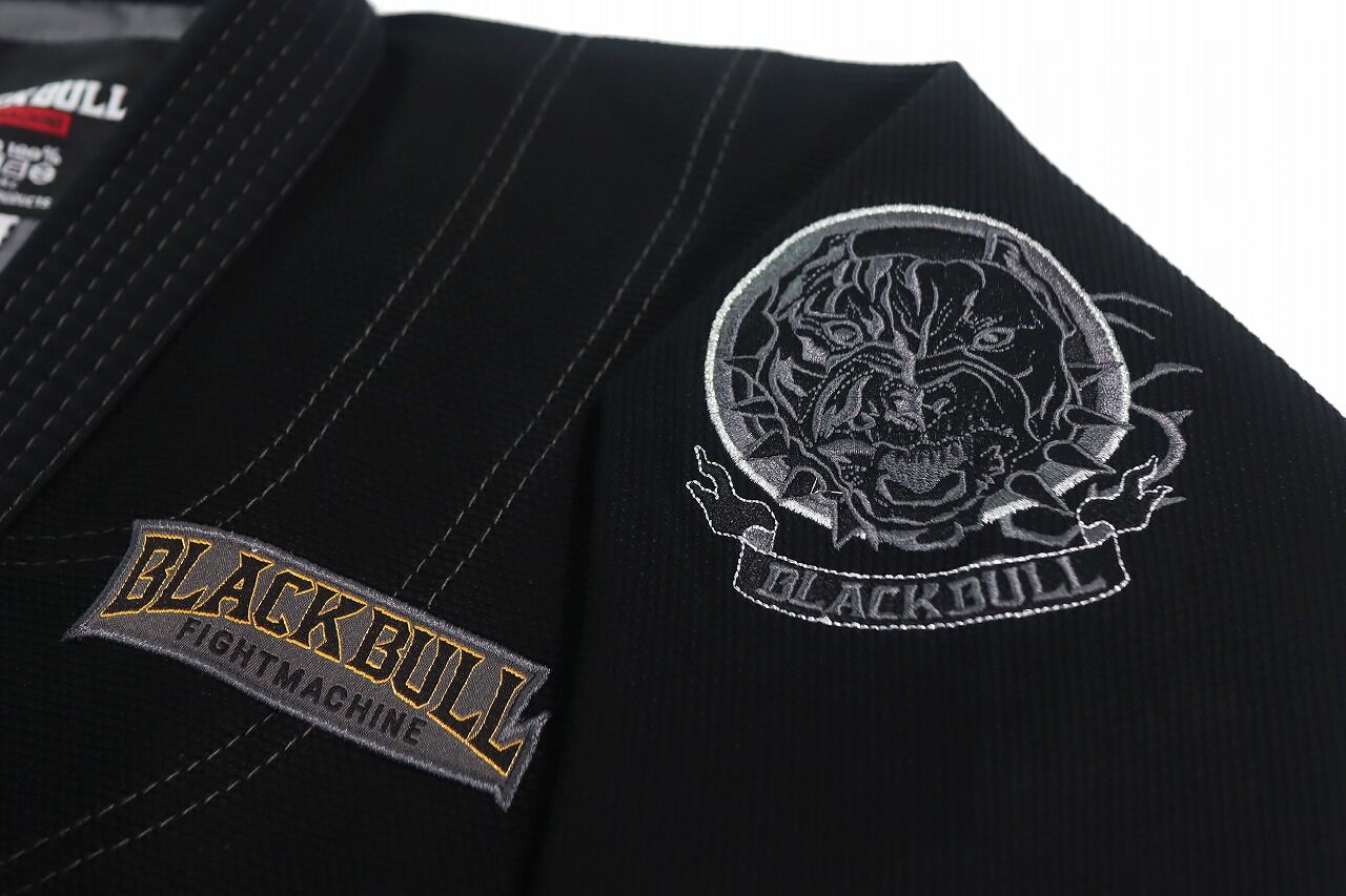 BLACKBULL】新作KIDS柔術衣入荷しました！