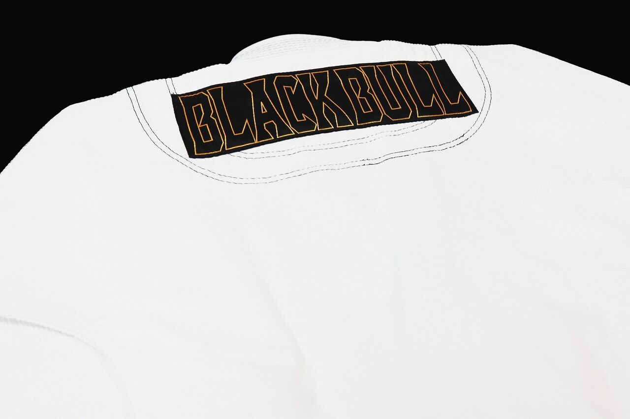 blackbullcompxrgi_wht_6