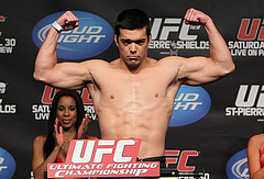 LyotoMachidaUFC129_crop_358x243