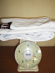 VENUM 柔術衣 スーパーライト 重さ