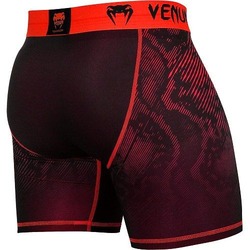 Fusion_Compression_Shorts_black_red3