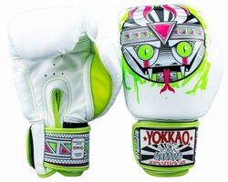 APEX Snake Muay Thai Boxing Gloves White 4