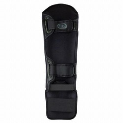 Pro Series 30 Thai Shin Guards green2