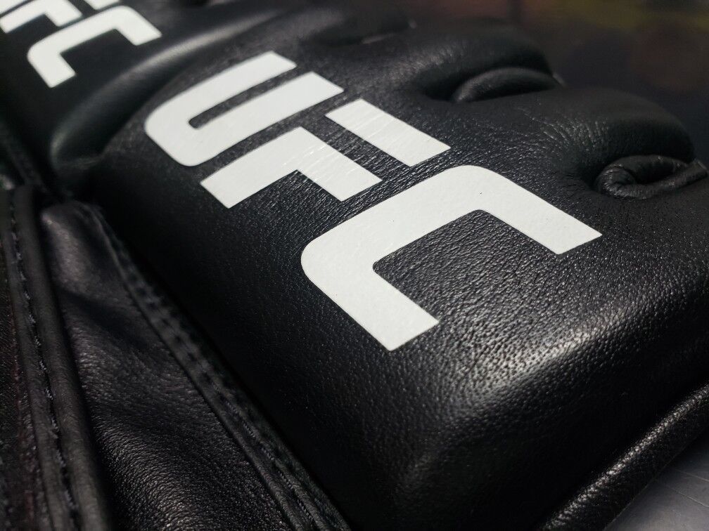 おすすめ商品紹介】UFC オフィシャルファイトグローブ 黒 おすすめ商品紹介】UFC オフィシャルファイトグローブ 黒