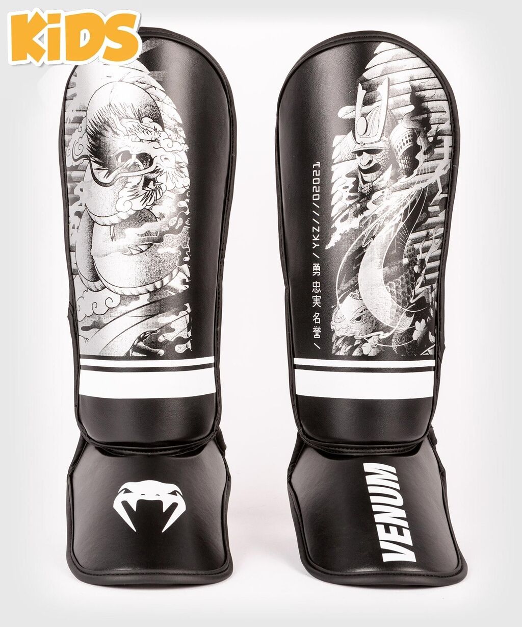 SHINGUARDS_YAKUZA_BLACK_WHITE_1