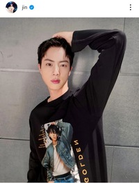 【最終値下げ中】早い物勝ちBTS TEAM BTS Tシャツ【 ジョングク 】M Team BTS Jung Kook ジョングク Tシャツ L 公式 - メルカリ