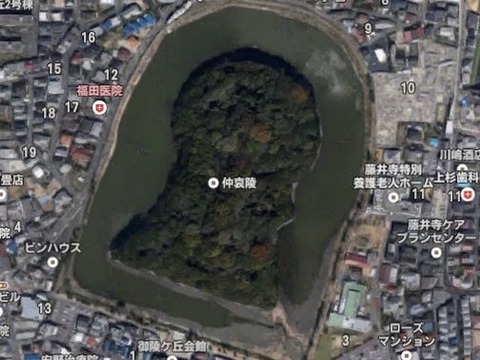 岡ミサンザイ古墳(大阪府・藤井寺市) by Googleアース - ぶっちゃけ古事記