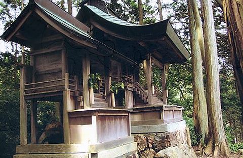 楯縫神社　兵庫県丹波市春日町長王1288-1