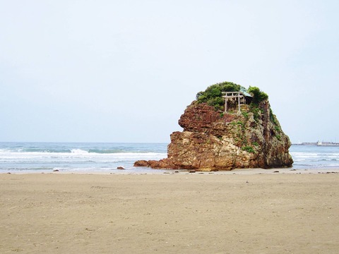 稲佐の浜と弁天島 - Wikipedia