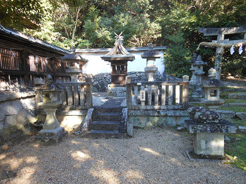 伊射奈岐神社 楊本天神、楊本天満宮と称していた - ぶっちゃけ古事記