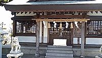 梅安天満宮 - 拝殿の前には一対の鷽の石像、7月にうそ替え神事、梅の名所で2月が見頃