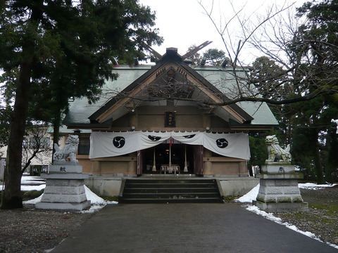 鵜坂神社(富山県富山市婦中町)拝殿 - Wikipedia