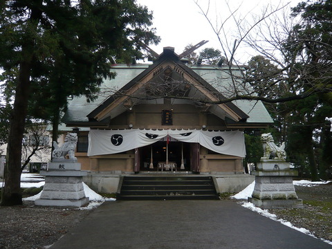 鵜坂神社（富山県富山市婦中町）拝殿 - Wikipedia