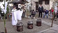 休天神社 - 明石の駅長との「一栄一落　是春秋」で知られる、座って休んだ「菅公踞石」