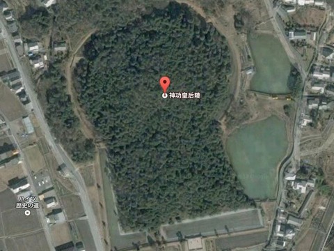 五社神古墳(奈良県・奈良市) by Googleアース - ぶっちゃけ古事記