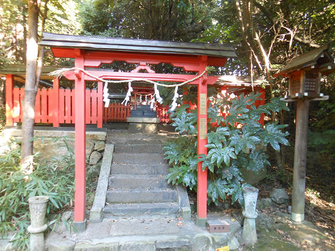 伊射奈岐神社 稲荷社 - ぶっちゃけ古事記