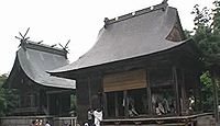 嵐山瀧神社 - 平安期の悲恋と木樵、10月からの春季例大祭・滝の市では滝瀬楽と大名行列