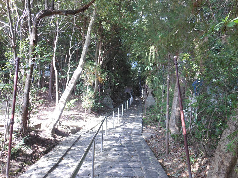 狭岡神社、参道１ - ぶっちゃけ古事記