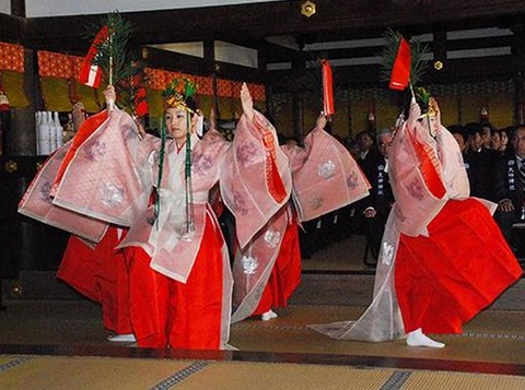 大神神社で例祭「春の大神祭」、8-10日の3日間の大規模な祭典はオオタタネコが主役 - 奈良・桜井のキャプチャー