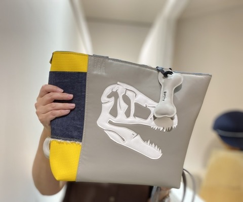 FDD11866-8BC6-426D-9EC9-F1A82EF7D8FC