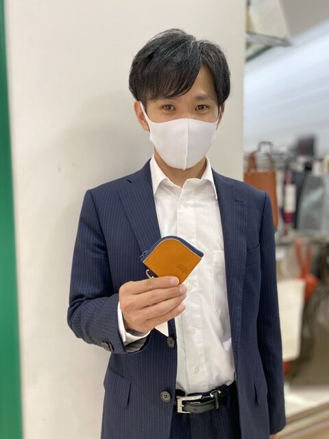 198A335B-B9D4-407C-8E99-4BBB2048F6D6