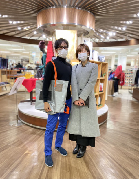 60593070-597E-4DCC-BFDD-EF5992F23157