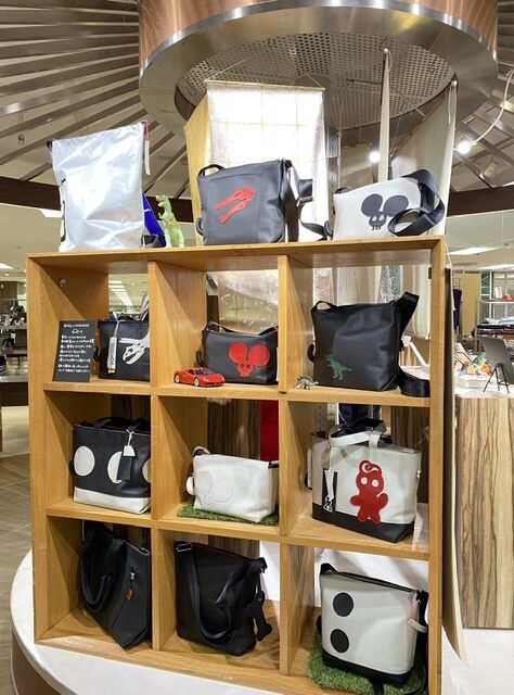 4A7A4913-C539-4936-B489-9FA415DB0098