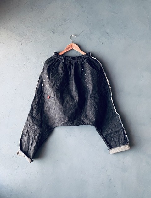 EB99785E-F5C0-45FA-AE51-15B92B7410E7