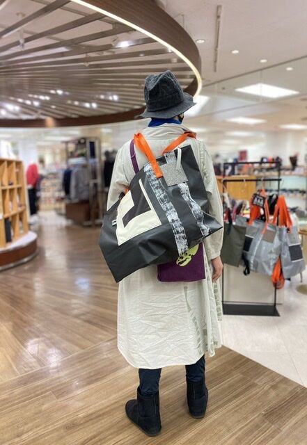 045DF8DD-BD7E-4E8D-9AB3-951B4B56B6D8