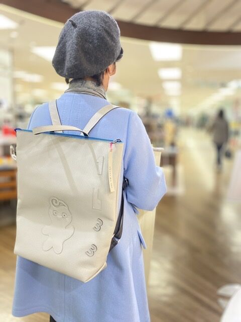 D351F7E9-A5D2-4BBF-80C6-998D52C5B69F