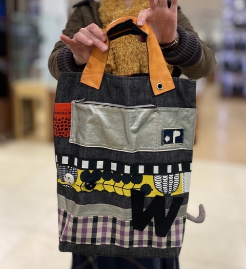 56F5FB44-623A-472A-A3C3-07E952C8DEF6