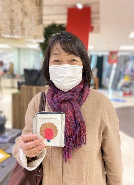 E61673EB-C6E5-460F-BBD4-2BE8F01953C1