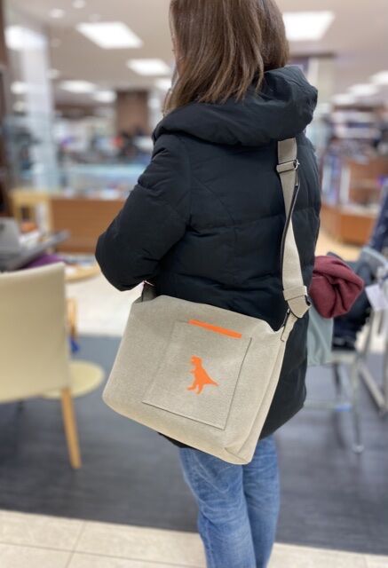 EF4C7CF1-DF95-43AD-9B0C-DAD3643BD9A7