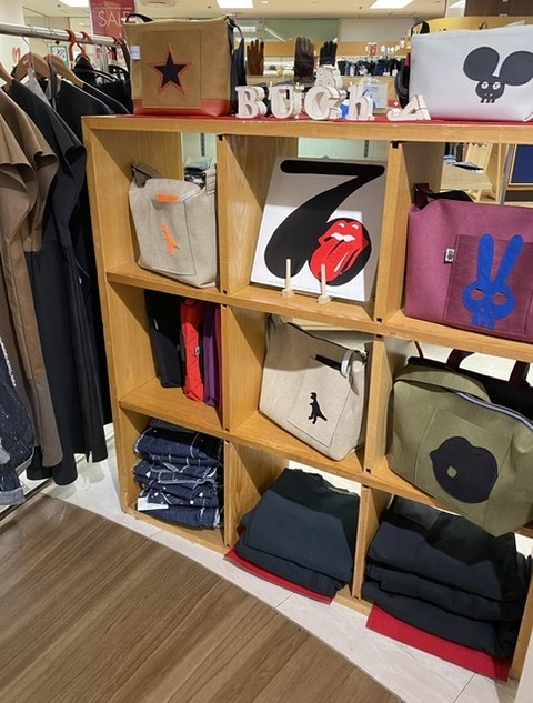 3512B9C8-0517-47D0-AE19-F3F3DB32A0D1