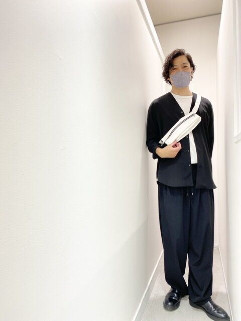 6F185649-2C1E-4EF1-8826-455B8BFF4F54