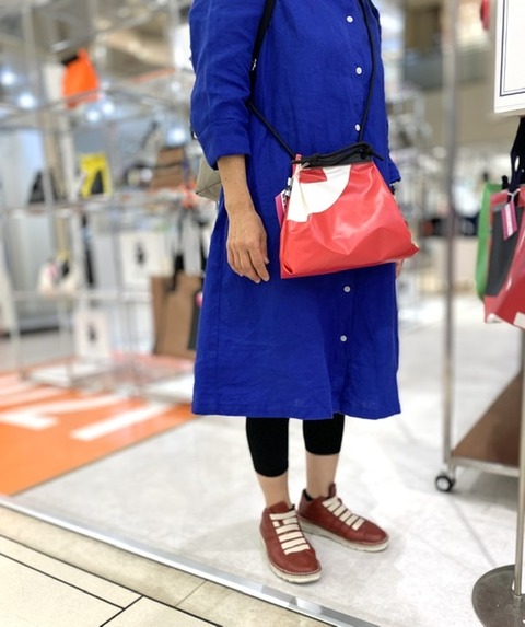 658BB179-E2AA-4041-A216-4D666C21B67E