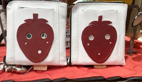 86F9145D-FF85-417B-86C3-0A22E1916011