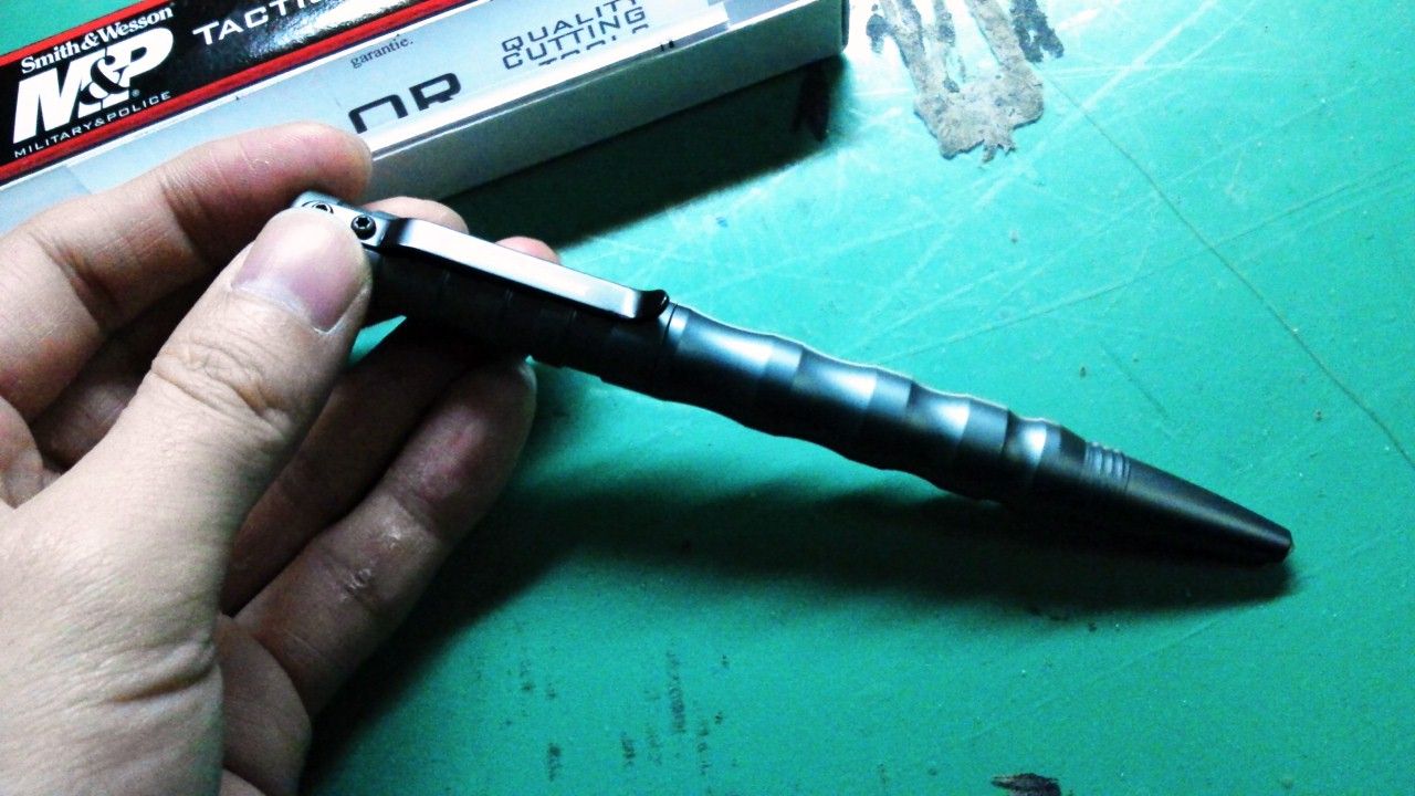 スミス ウェッソンのタクティカルペン 趣味の武器蒐集と独学護身術 スミス ウェッソンのタクティカルペン 趣味の武器蒐集と独学護身術