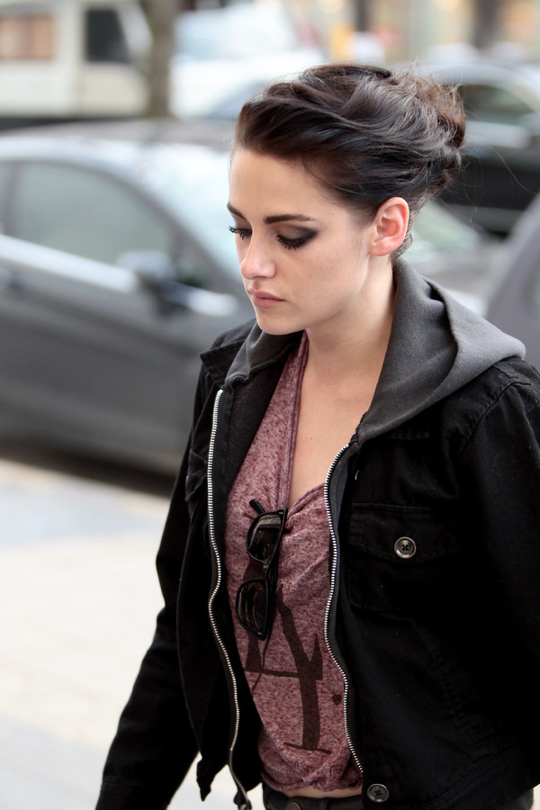 KSTEWARTFANS01312012-1 (19)