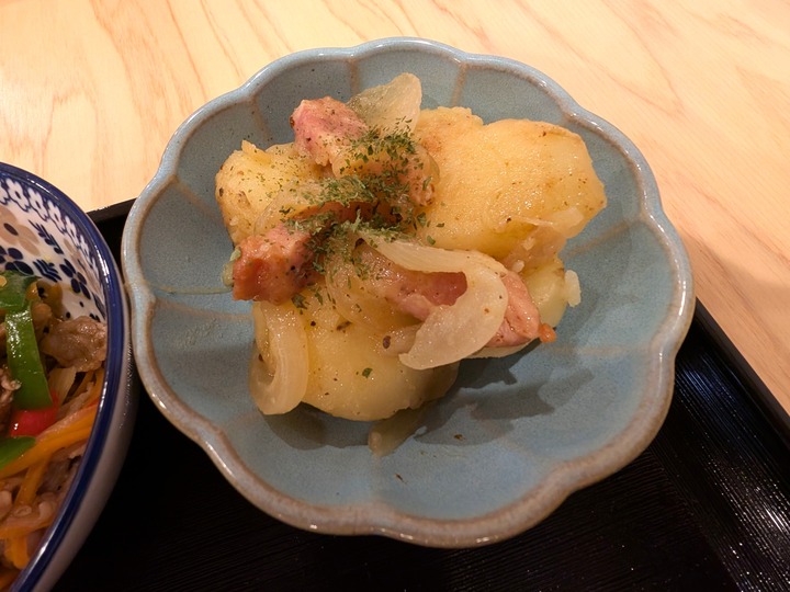 16komichi035400825