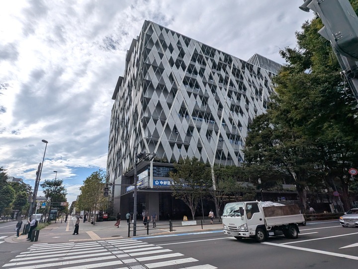 01nyc044227731