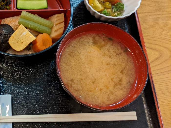 09umeya040508186