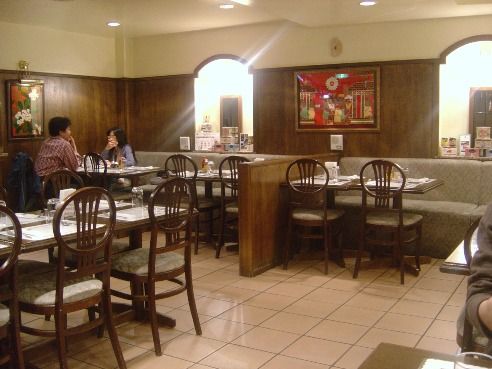 コートロッジ中野店-店内